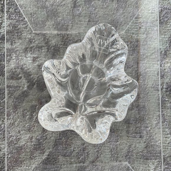 IVV Leaf Crystal Candle Holder - Picture 1 of 7